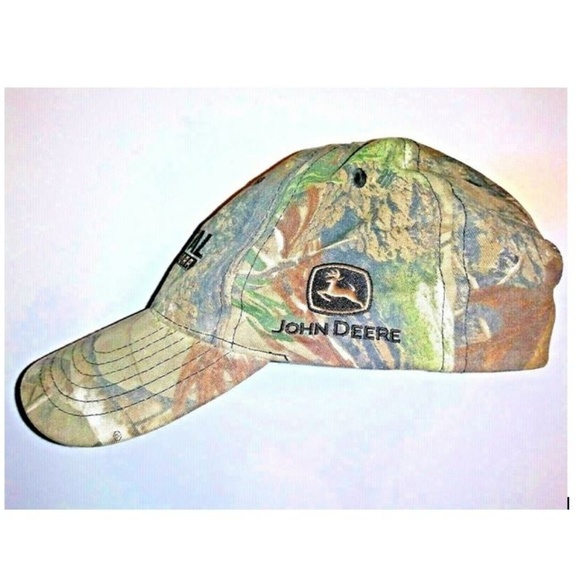 John Deere Realtree products Other - VTG JOHN DEERE Camouflage Trucker hat cap